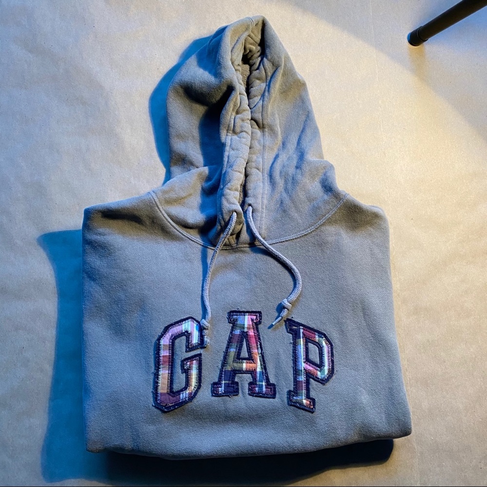 Y2K GAP “SPELLOUT” HOODIE